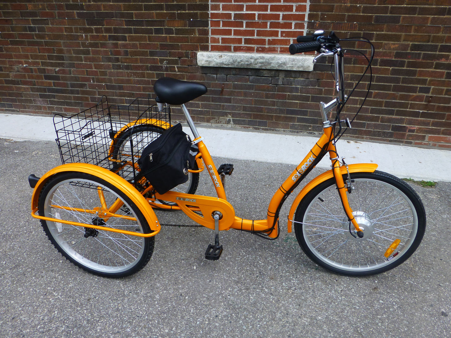 SOLOROCK 20" 6 Speed Electric Tricycle (Lithium Ion)