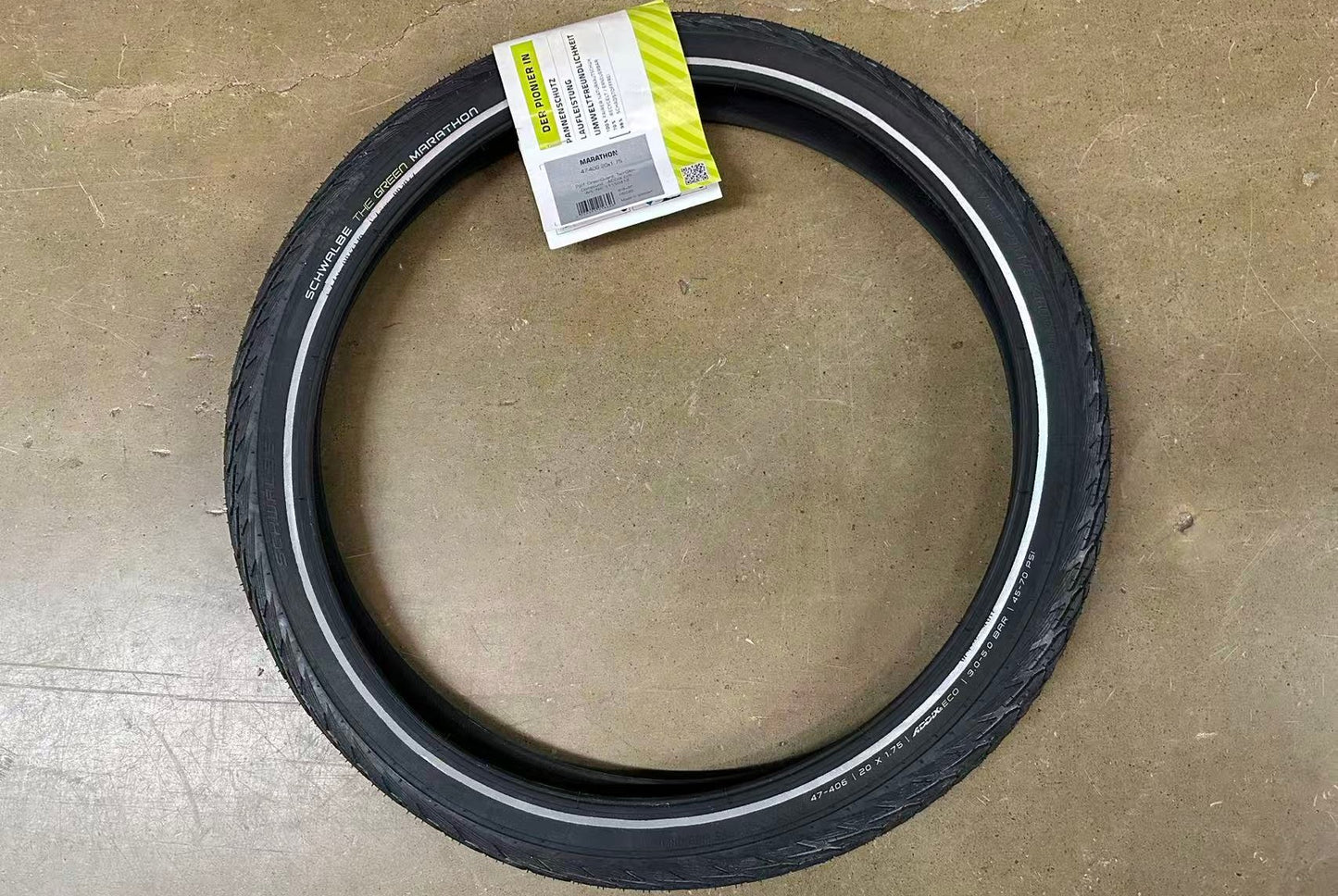 20" x 1.75" Schwalbe Marathon Green Compound
